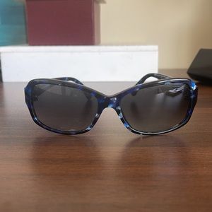 Diane VonFurstenberg sunglasses